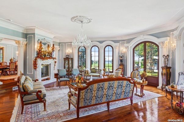 Chandelier, Dining room, Fireplace, Interior, Living room, Wood Texture Flooring