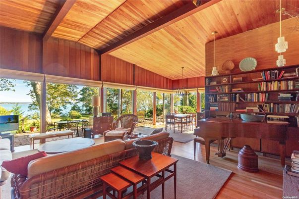 Dining room, Interior, Living room, Pendant Lights, Piano, Wooden Beams, Wooden Ceilings, Wood Texture Flooring
