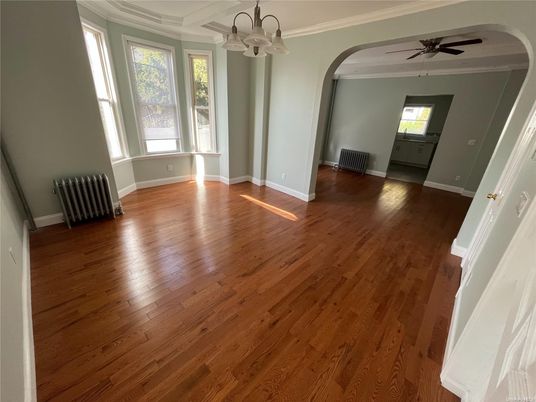Chandelier, Empty room, Interior, Wood Texture Flooring