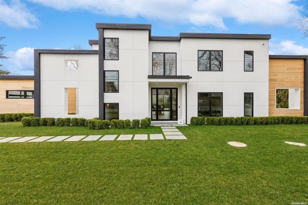 Backyard, Exterior, Facade, Modern