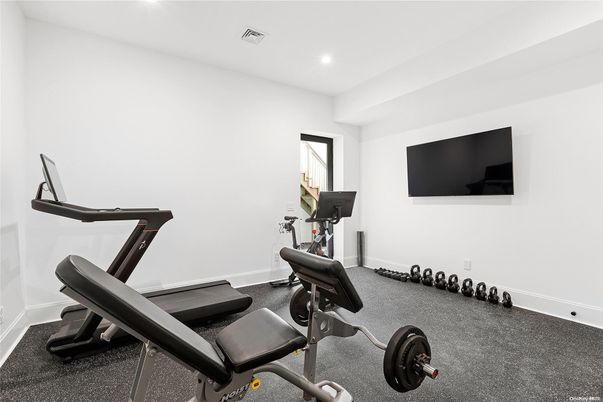 Fitness Equipment, Interior, Recessed Lighting