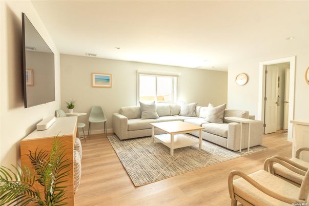 Dining room, Interior, Living room, Recessed Lighting, Wood Texture Flooring