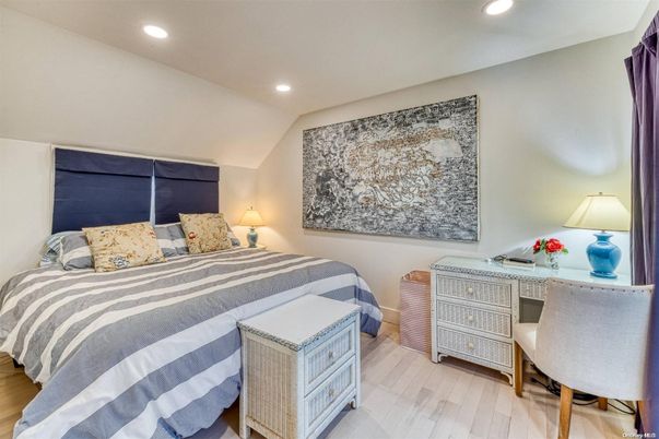 Bedroom, Home Office, Interior, Recessed Lighting, Wood Texture Flooring