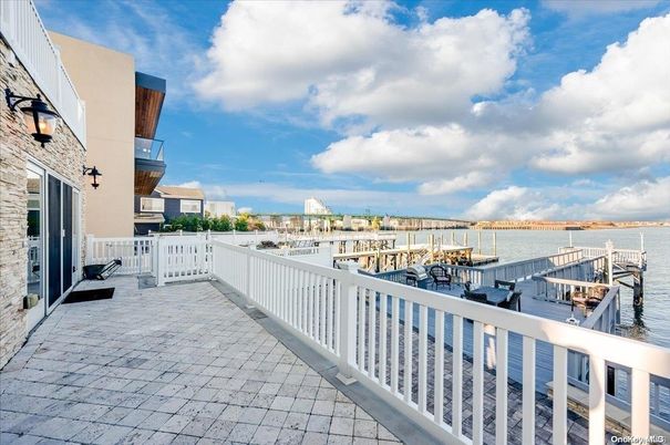 Exterior, Lake, Water