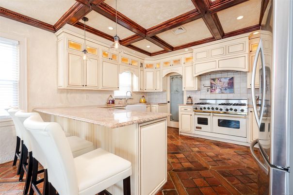 Interior, Kitchen, Pendant Lights, Recessed Lighting, Stainless Steel Appliances, Wooden Beams