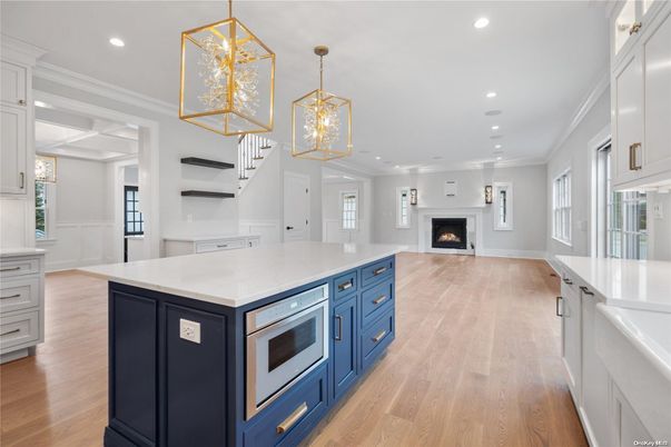 Fireplace, Interior, Kitchen, Pendant Lights, Recessed Lighting, Wood Texture Flooring