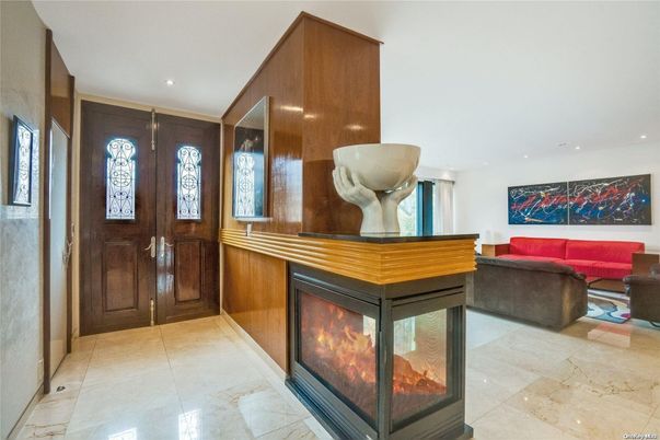 Fireplace, Interior, Recessed Lighting