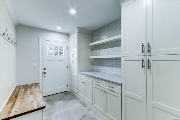 Interior, Recessed Lighting
