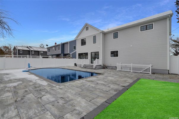 Backyard, Exterior, Pool