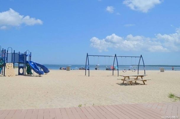 Exterior, Playground, Water