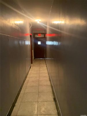 Elevator, Interior