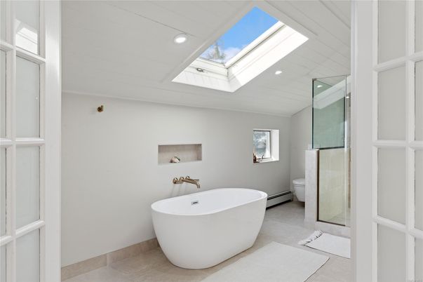 Bathroom, Free Standing Baths, Glass Shower, Interior, Recessed Lighting