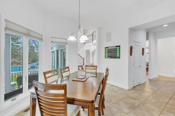 Dining room, Interior, Pendant Lights, Recessed Lighting