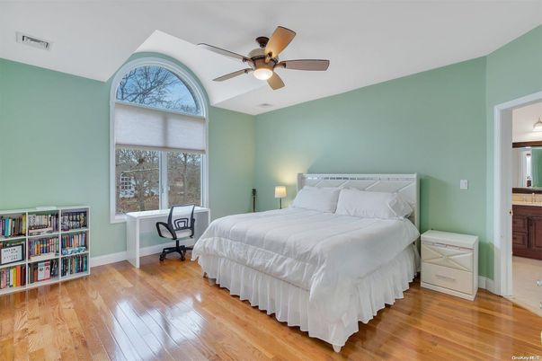 Bedroom, Home Office, Interior, Wood Texture Flooring