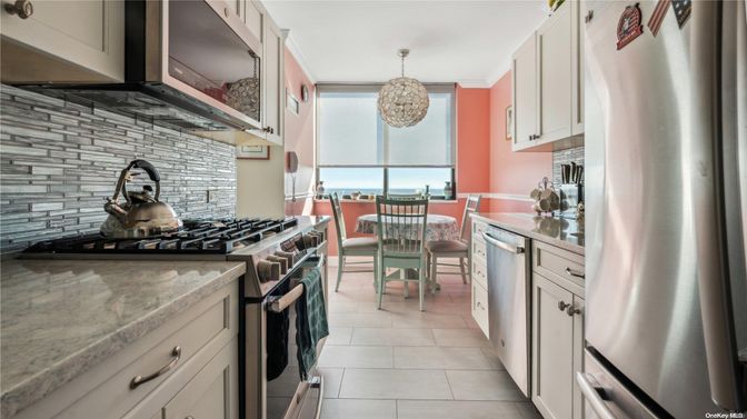 Dining room, Interior, Kitchen, Pendant Lights, Stainless Steel Appliances, Stone Walls