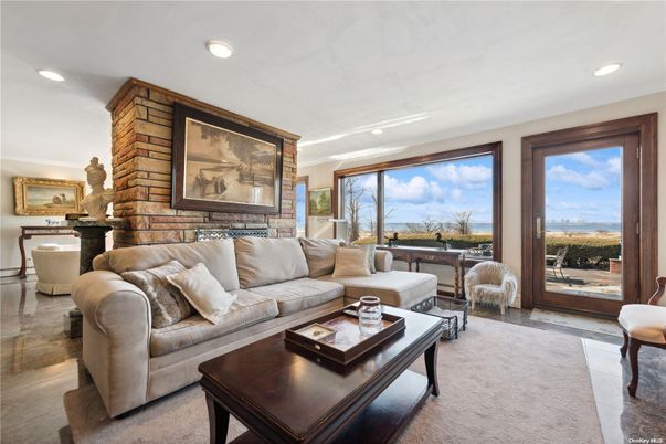 Interior, Living room, Recessed Lighting, Stone Walls