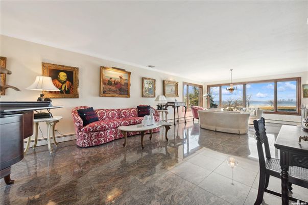 Dining room, Interior, Living room, Water