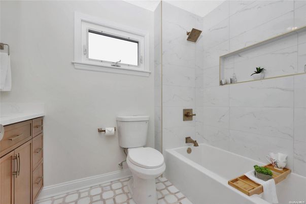 Bathroom, Interior, Marble Walls
