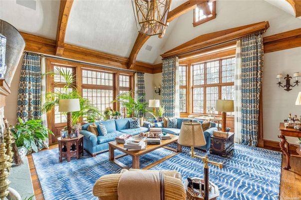 Interior, Living room, Wooden Beams