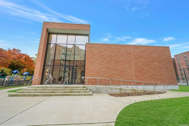 Exterior, Facade, Brick Facade, Highrise