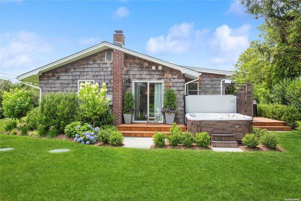 Backyard, Exterior, Hot Tub