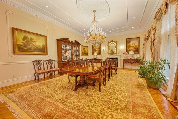 Chandelier, Dining room, Interior, Recessed Lighting, Wood Texture Flooring