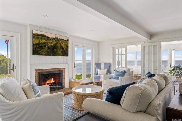 Fireplace, Interior, Living room, Recessed Lighting, Water