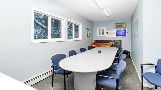 Dining room, Interior