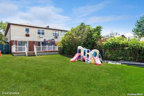 Backyard, Exterior, Playground