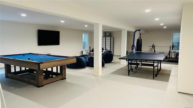 Billiard Table, Fitness Equipment, Game Room, Interior, Recessed Lighting