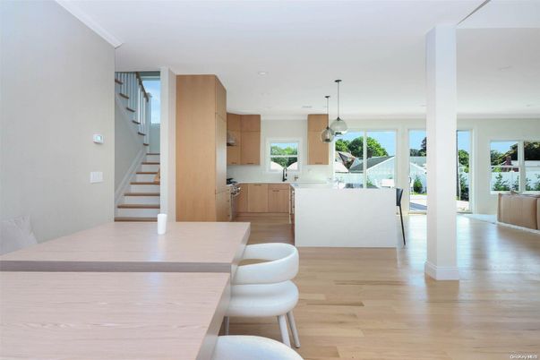 Dining room, Interior, Kitchen, Pendant Lights, Recessed Lighting, Wood Texture Flooring