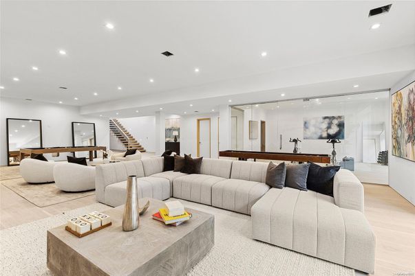 Billiard Table, Game Room, Interior, Living room, Recessed Lighting, Wood Texture Flooring