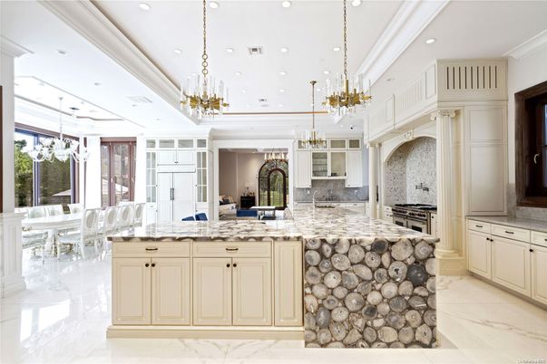 Chandelier, Dining room, Interior, Kitchen, Marble, Pendant Lights, Recessed Lighting