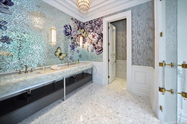 Bathroom, Dual Sink Vanities, Interior, Marble