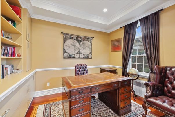 Home Office, Interior, Recessed Lighting, Wood Texture Flooring