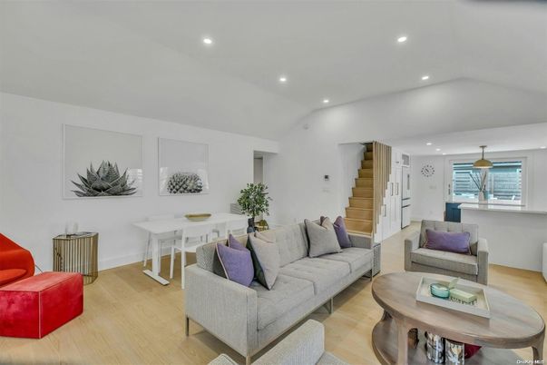 Dining room, Interior, Living room, Pendant Lights, Recessed Lighting, Wood Texture Flooring