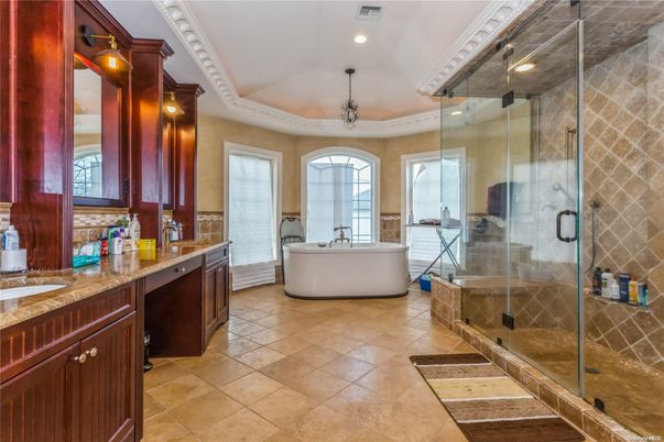 Bathroom, Dual Sink Vanities, Free Standing Baths, Glass Shower, Interior, Recessed Lighting