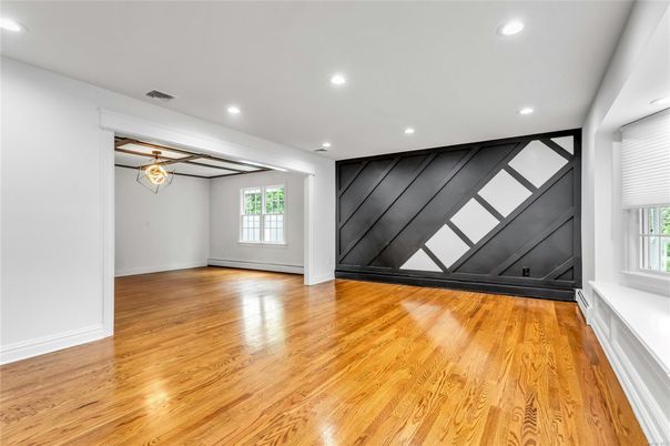 Empty room, Interior, Recessed Lighting, Wood Texture Flooring