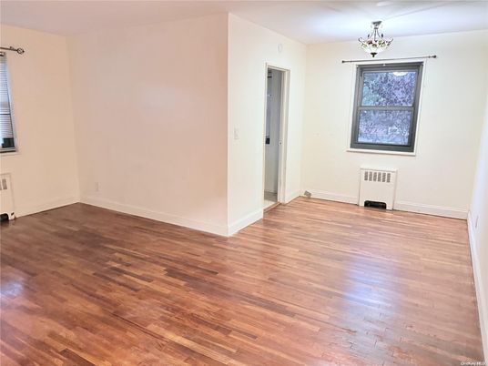 Chandelier, Empty room, Interior, Wood Texture Flooring