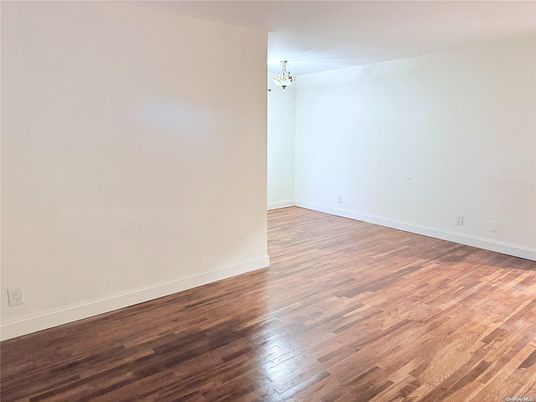 Chandelier, Empty room, Interior, Wood Texture Flooring