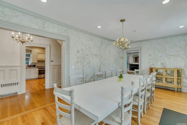 Dining room, Interior, Kitchen, Pendant Lights, Recessed Lighting, Wood Texture Flooring