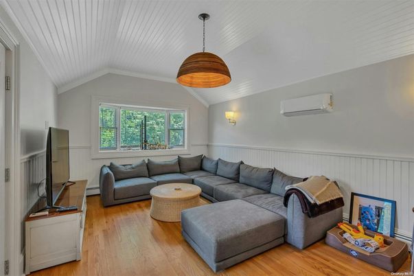 Interior, Living room, Pendant Lights, Wood Texture Flooring