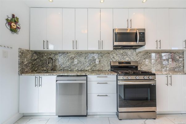 Interior, Kitchen, Marble, Stainless Steel Appliances