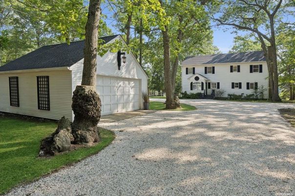 Backyard, Detached Garage, Exterior
