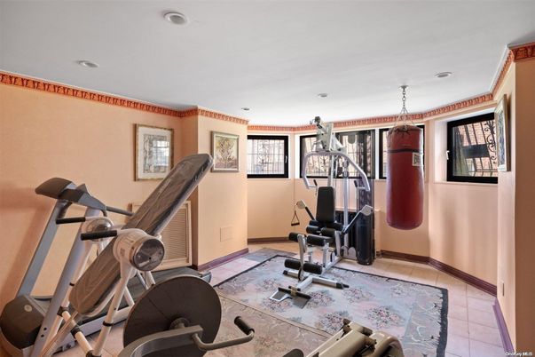 Fitness Equipment, Interior, Recessed Lighting