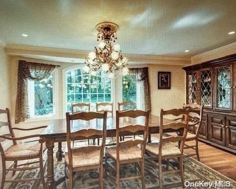 Chandelier, Dining room, Interior, Recessed Lighting, Wood Texture Flooring