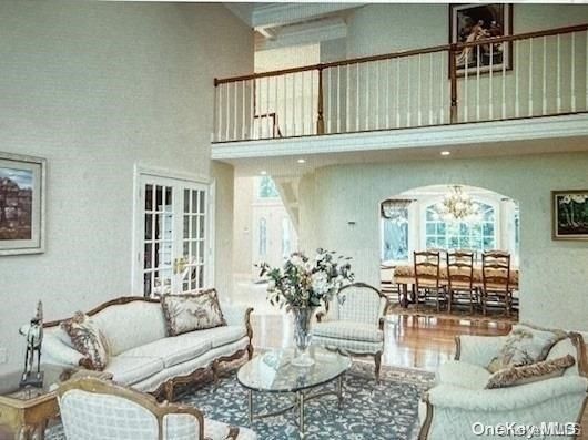 Chandelier, Dining room, Interior, Living room, Recessed Lighting, Wood Texture Flooring