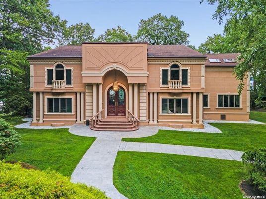 Backyard, Exterior, Facade, French Provincial