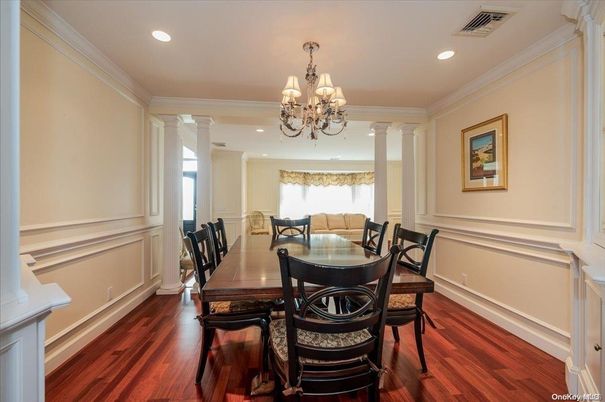 Chandelier, Dining room, Interior, Recessed Lighting, Wood Texture Flooring