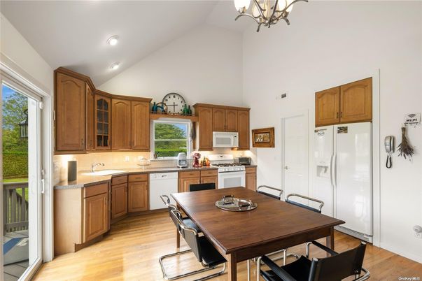 Dining room, Interior, Kitchen, Recessed Lighting, Wood Texture Flooring